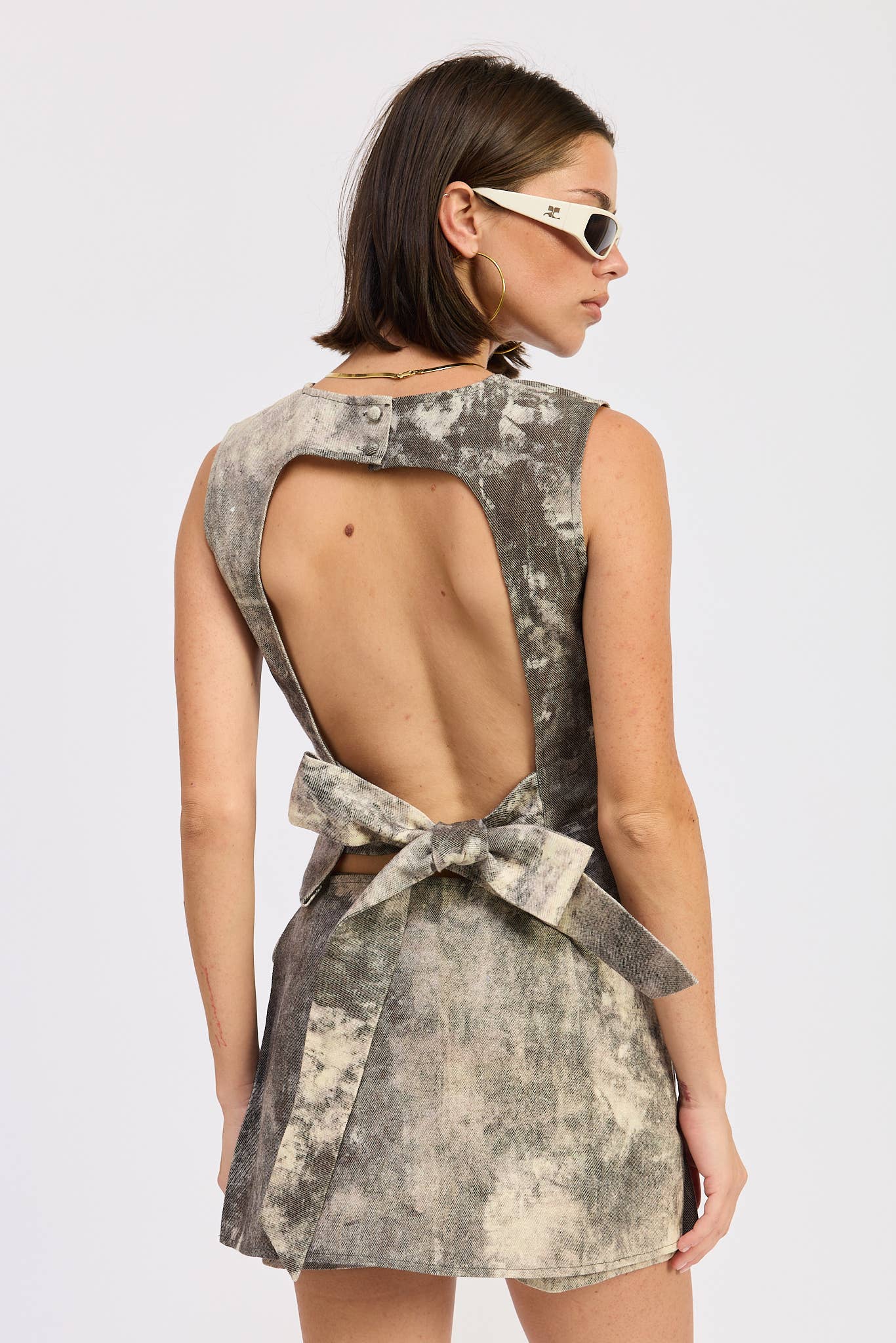 DENIM TANK TOP OPEN BACK TIE