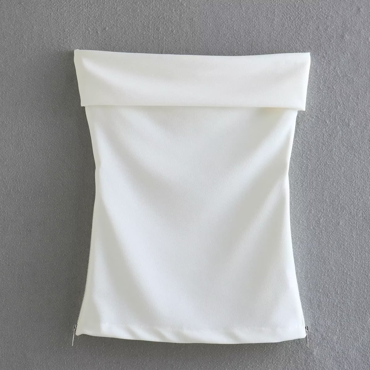 Chic Strapless Slim Fit Top