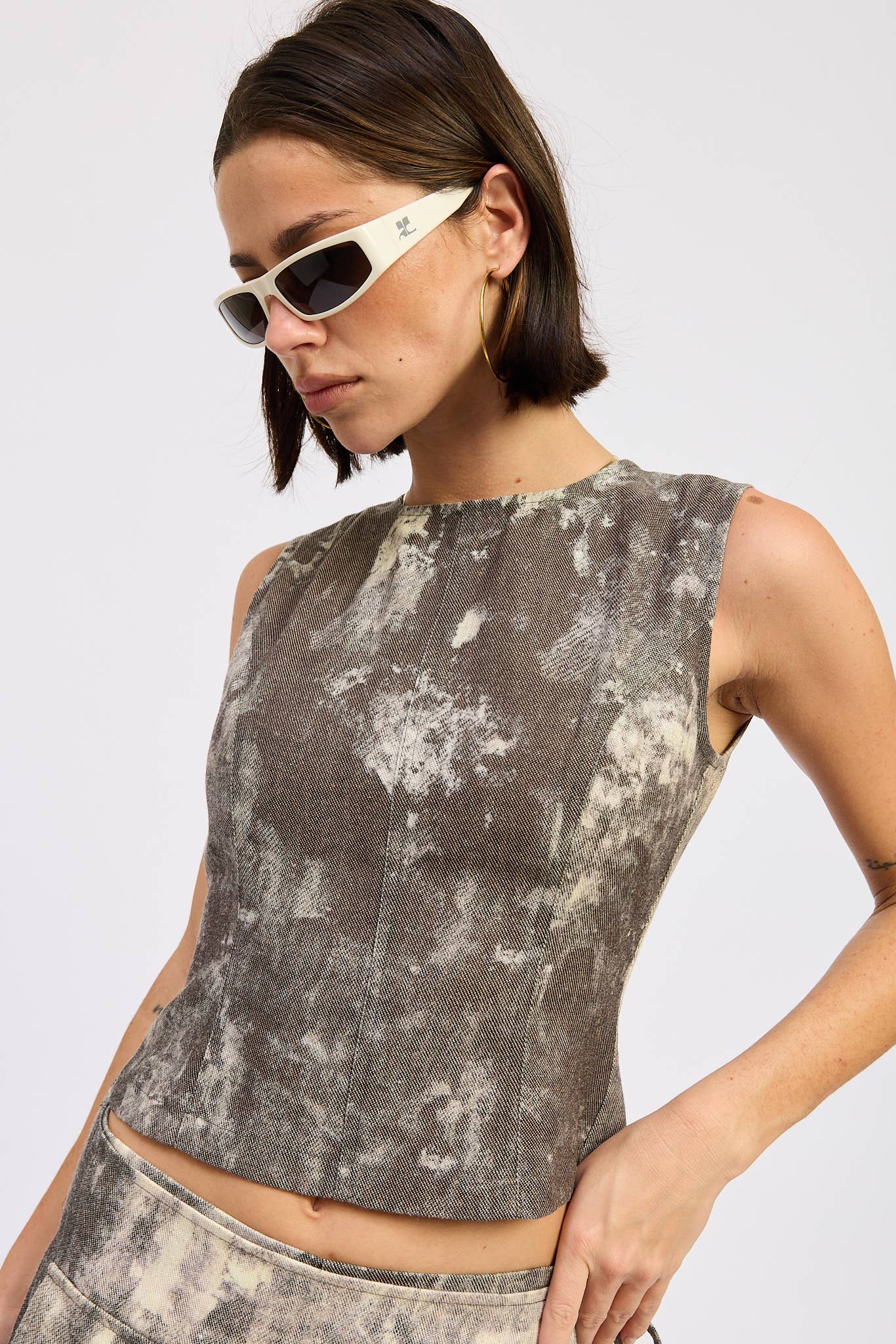 DENIM TANK TOP OPEN BACK TIE
